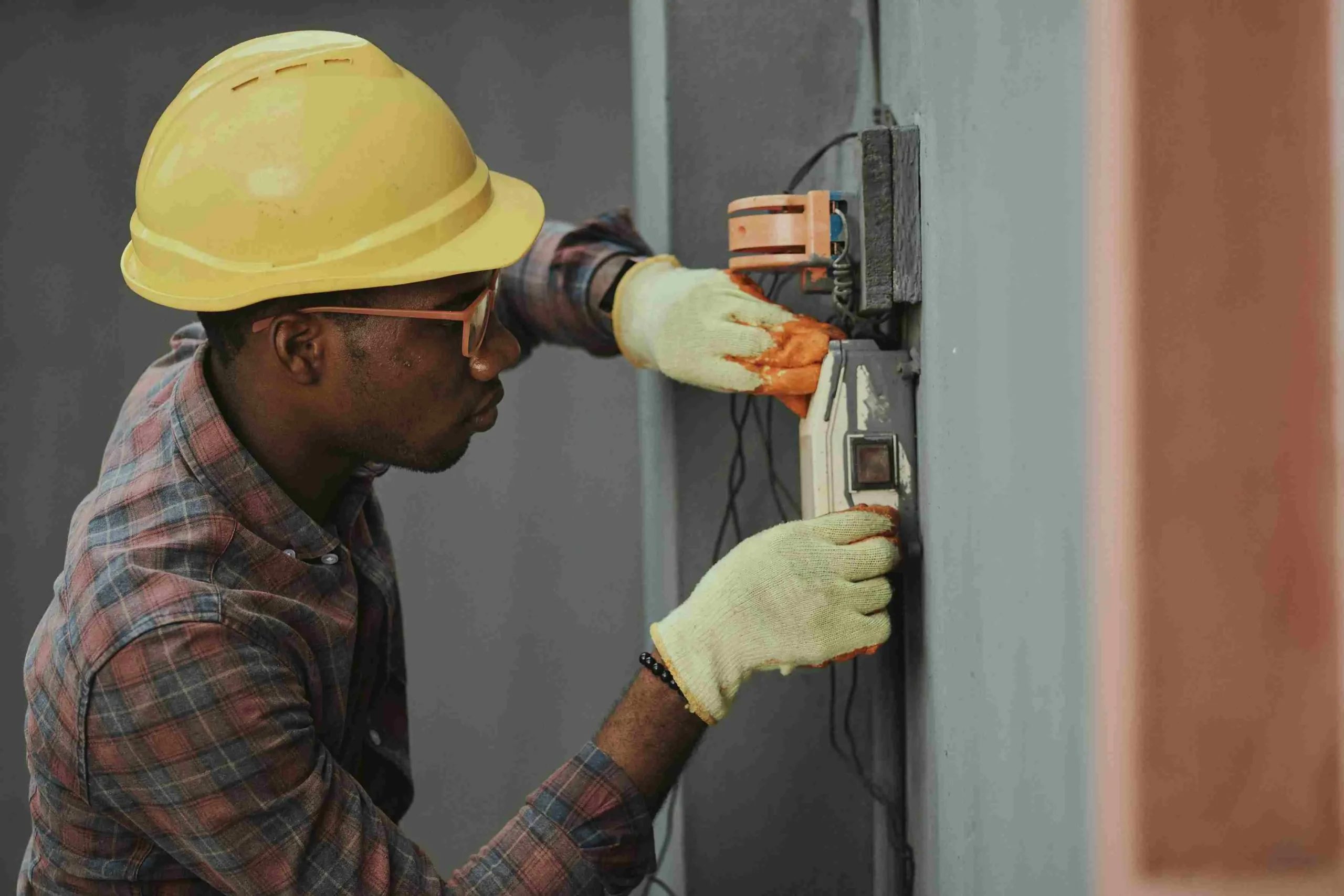 Agency expert in doing digital marekting for electrical business